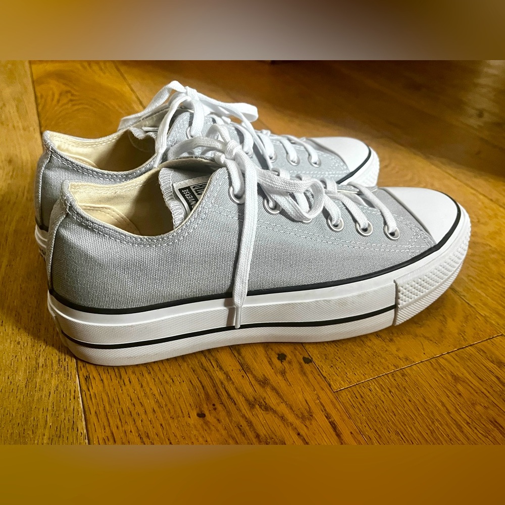 Converse Platform Chuck Taylor Low Top Sneakers